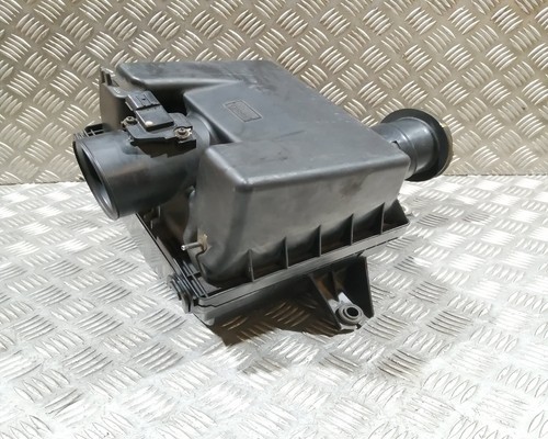 Isuzu Rodeo Denver 2007 Air Filter Box and MAF Sensor 8980088882, 8976019670 - Picture 4 of 9