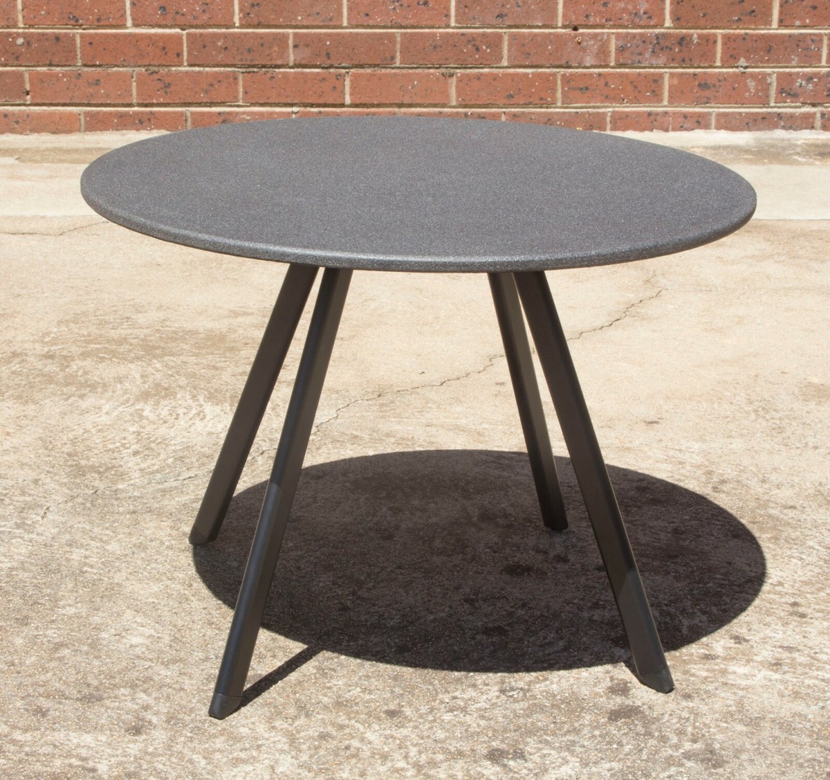 Adavale Round Outdoor Bistro Table – 900mm Diameter – Concrete Top with  Aluminiu | eBay