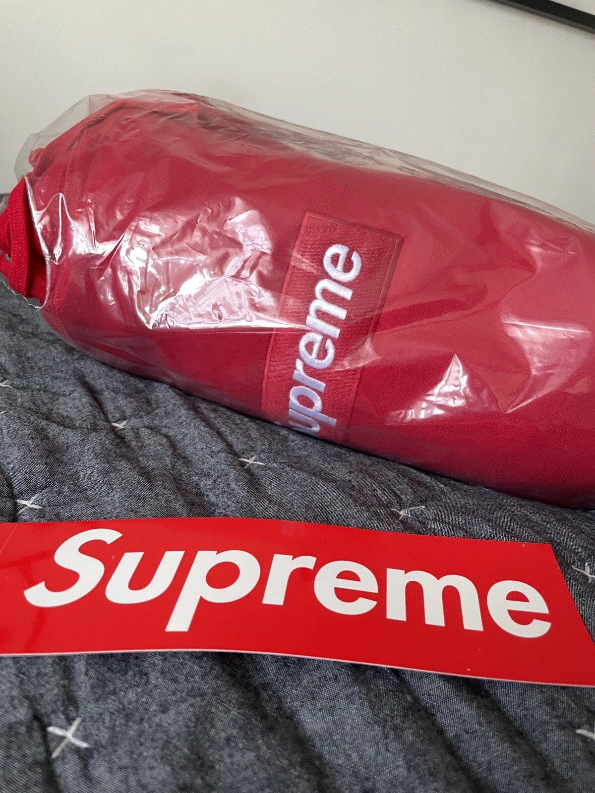 Sweat shirt à capuche logo Supreme Box   Rouge   Taille Large