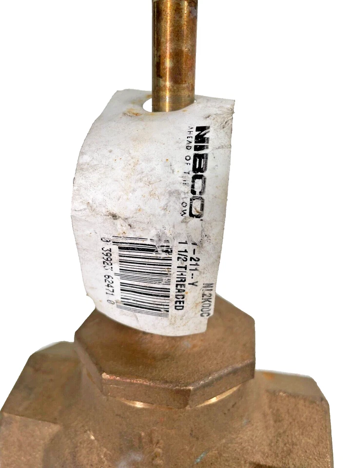 NIBCO T-211-Y Bronze Globe Valve w/ PTFE Disc 1-1/2" NPT Class 125 / 200-WOG - Image 4 of 4