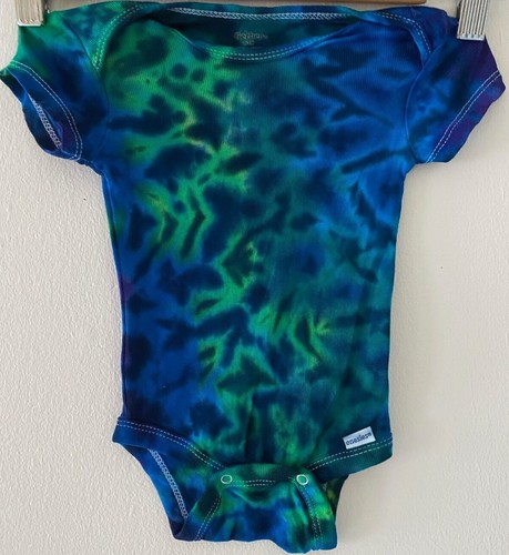 Nuevo Tie Dye 0-3 meses Gerber Onsies 100% algodón manga corta todas las estaciones todos los días - Imagen 5 de 15