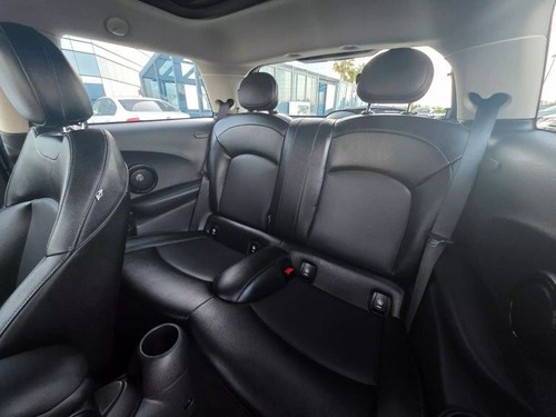 2015 Mini Cooper Cooper - Picture 10 of 12