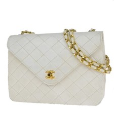 CHANEL CC Logo Matelasse 23 Chain Shoulder Bag Leather White GHW 667RJ821