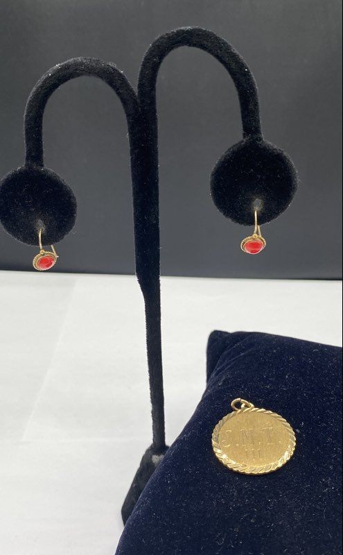 11k Yellow Gold Stone Assorted Jewelry Bundle 2pcs. 4.82g