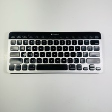 Logitech Easy Switch K811 Illuminated Bluetoo...