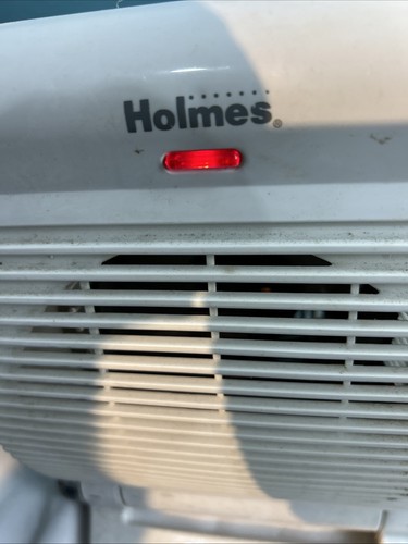 Holmes Model HFH-295 Slim Profile Portable Desktop Heater 3 fan settings - Picture 14 of 14