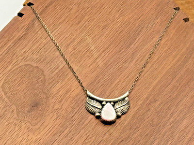 Park Elken Senter Navajo Sterling Mother of Pearl Slide Pendant 18''--TB602.25