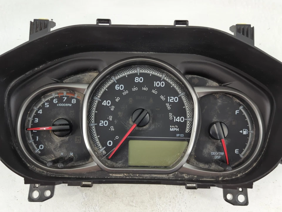 Cuadro de instrumentos velocímetro Toyota Yaris 2017-2017 medidores 83800-0ud11 QBXDB Foto 4 de 4