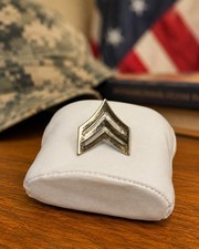 Vintage US Army Sergeant Rank Insignia Pin LSG Military Hat Lapel USA Original