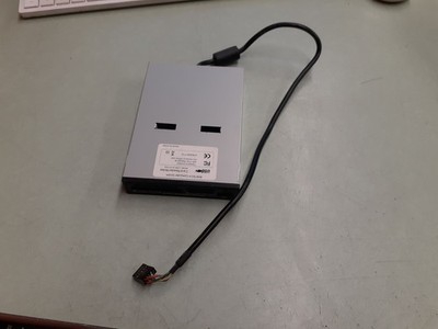 WINTECH LZAI-2(CR-02) All-in-one USB 2.0 Card Reader + USB 2.0 Hub - Black Bezel