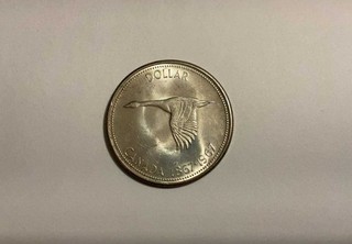 CANADA 1967 SILVER ONE DOLLAR GOOSE EF 40