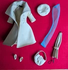 #1661 COMPLETE Vintage Barbie London Tour Outfit & Umbrella - EXCELLENT