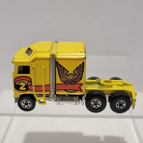 Vintage  Yellow Hot Wheels 1982 Thunder Roller Semi Cab Truck  Malaysia