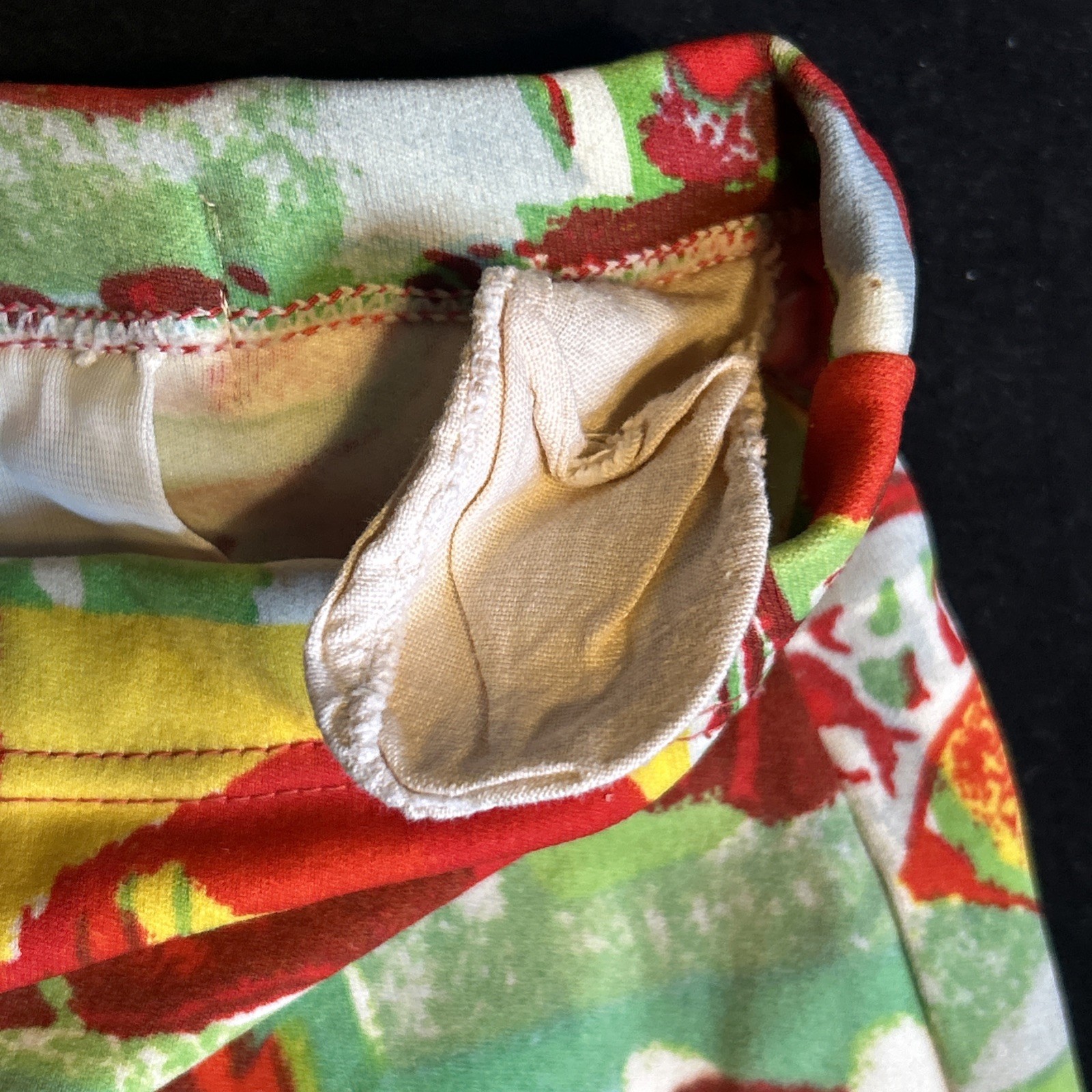 VINTAGE 1970s FISH PRINT SWIMMING TRUNKS, BUCKLE TRIM,  (11.5" Across Waist) 8
