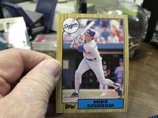 1987 Topps Baseball MUKE SCIOSCIA FROM VENDING # 144