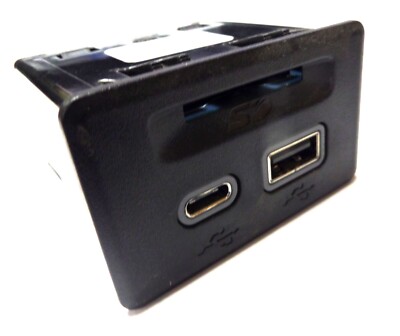 GM 84466390 Multimedia Port Receptacle - Center Console, Black, For Acadia Escalade Silverado Sierra Tahoe Yukon