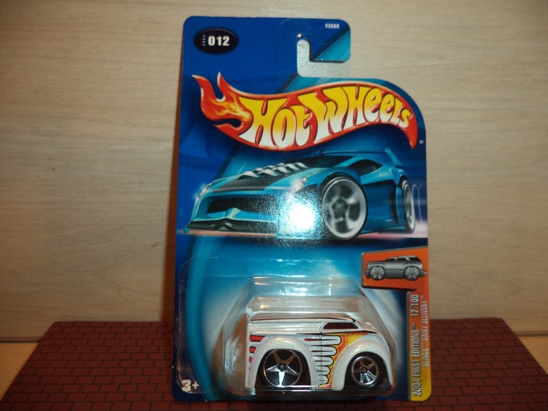 HOT WHEELS BLINGS DAIRY DELIVERY 2004 FIRST EDITIONS #12 OF 100 5SP WHEEL