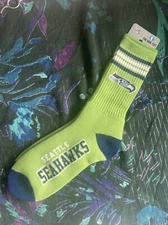 NWT For Bare Feet Socks Seattle Seahawks Size: Large 10-13