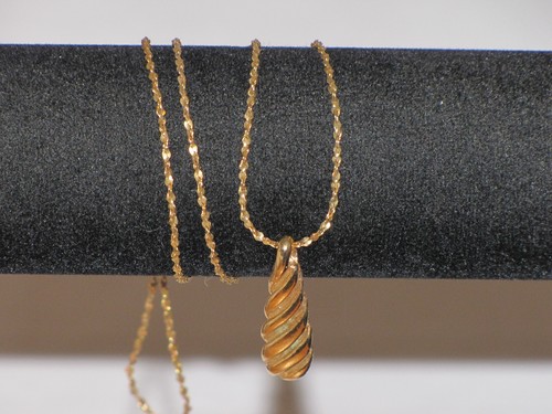 Necklace Gold Plated Pendant Twist Womens - Picture 4 of 24