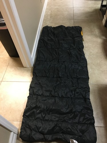 Remington Thermo Block Sleeping Bag 33" x 77" Black Gold - 第 1/7 張圖片