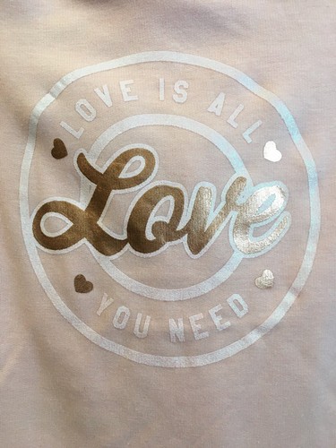 NEU Btween rosa "Love Is All You Need" Hi-Low Hoodie Mädchen Größen 5 & 6 B - Bild 2 von 6