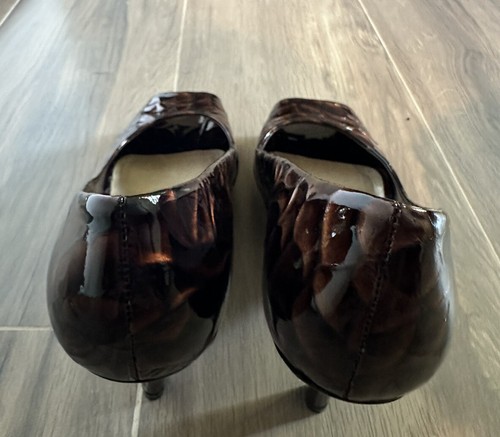 Womens ALEX MARIE Patent Leather Peep Toe Textured Heels Pumps Bronze Brown 8.5 - Picture 4 of 5