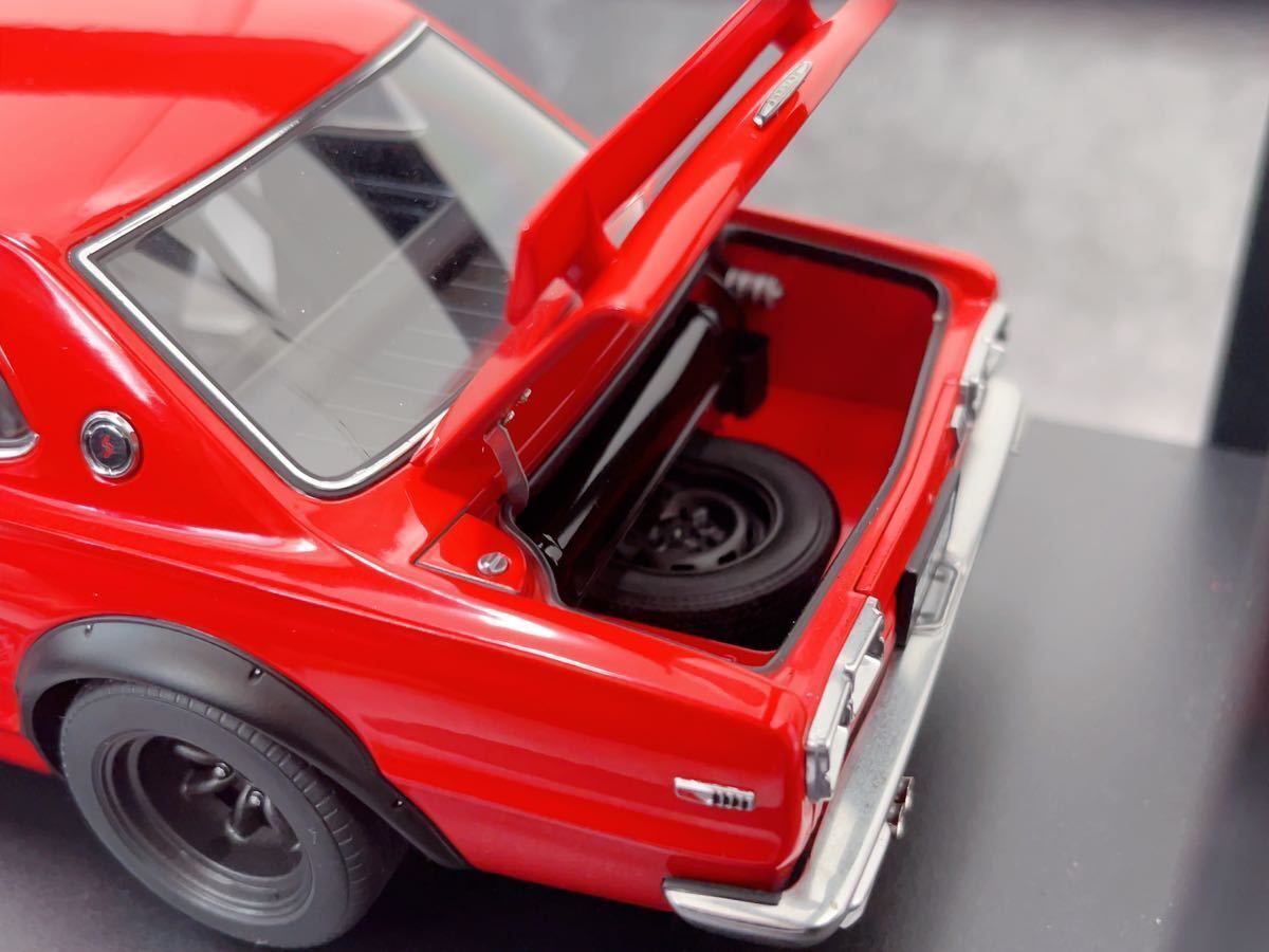 AUTOart 1/18 NISSAN SKYLINE 2000 GT-R KPGC10 Tuned Version AUTOart 1/18 NISSAN SKYLINE 2000 GT-R KPGC10 Tuned Version