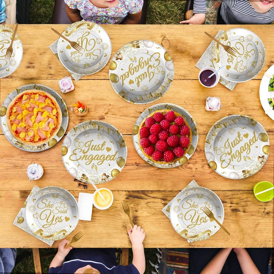 96 piezas platos de papel de compromiso blanco y dorado Happy Engagement Party Supplies... Foto 4 de 4