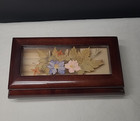 127 Z26 Vintage Wooden Jewelry/Music Box Pressed Flowers "Where do I Begin" — photo 4