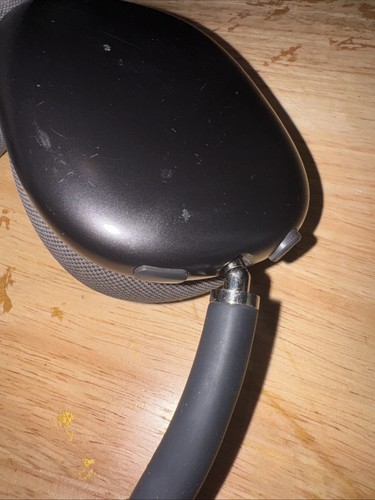Casque supra-auriculaire sans fil Apple AirPods Max - Gris sidéral - Photo 2 sur 4