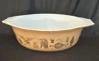 Vintage PYREX 1 1/2 Qt Early American Casserole Dish
