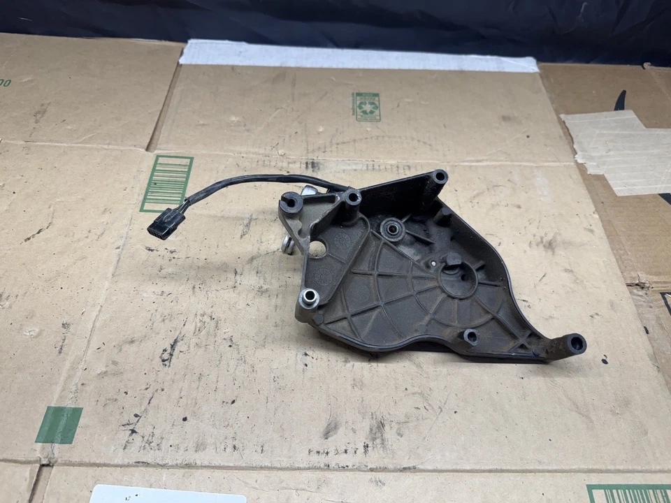 Cubierta del motor lateral del engranaje del motor piñón delantero Suzuki GSXR 600 GSXR600 2011-2022 Foto 3 de 3