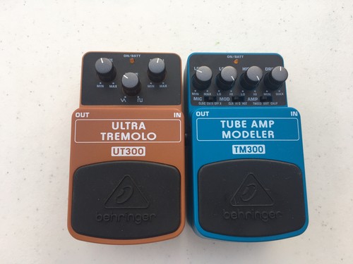 Behringer UT300 Ultra Tremolo + TM300 Tube Amp Modeler Guitar Effect Pedal Lot - Picture 2 of 8