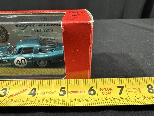 Best 1/43 Scale Model Car 9068 - Alfa Romeo TZ 1 Le Mans '64 Diecast Turquoise - Picture 12 of 24