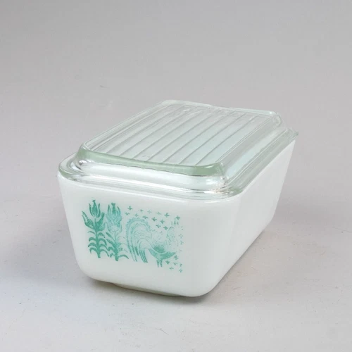 Vintage Pyrex Amish Butterprint Refrigerator Dish 0502 Turquoise with Lid Fade