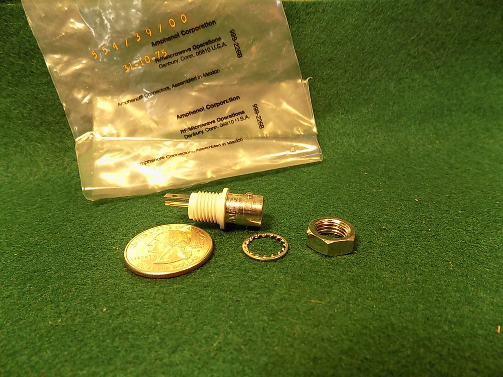 (1) Amphenol 31-10-75 BNC F Jack Isolated 75 Ohm NOS NIB
