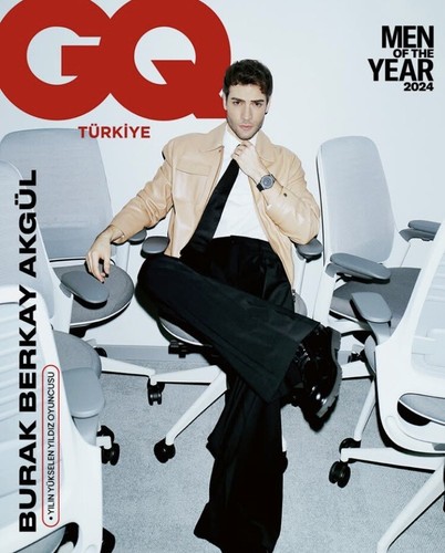 gq Turkey December 2024 Men Of The Year - Burak Berkay Akgül / Fast Shipping - Photo 1/2