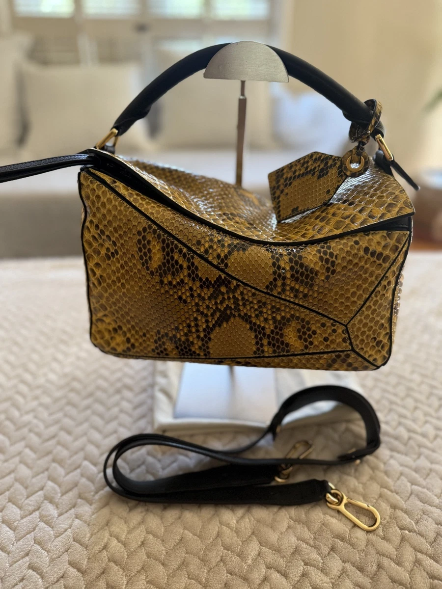 LOWEW レザー マスタードイエロー パスケース 7575 LOEWE - LOWEW レザー マスタードイエロー パスケース 7575の通販 by