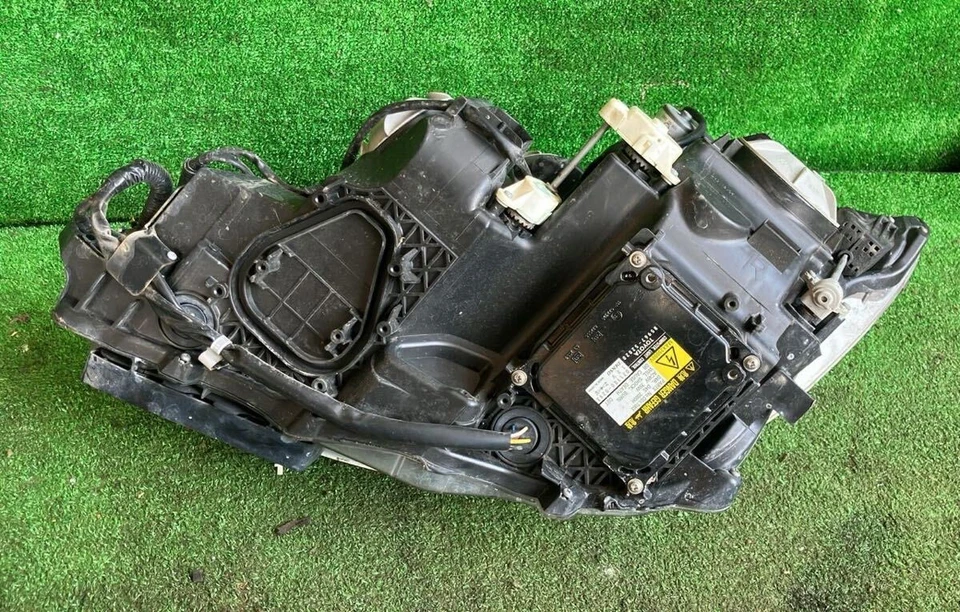 Faro derecho LEXUS LS460 USF40 2008 8-2-6097 Foto 4 de 4