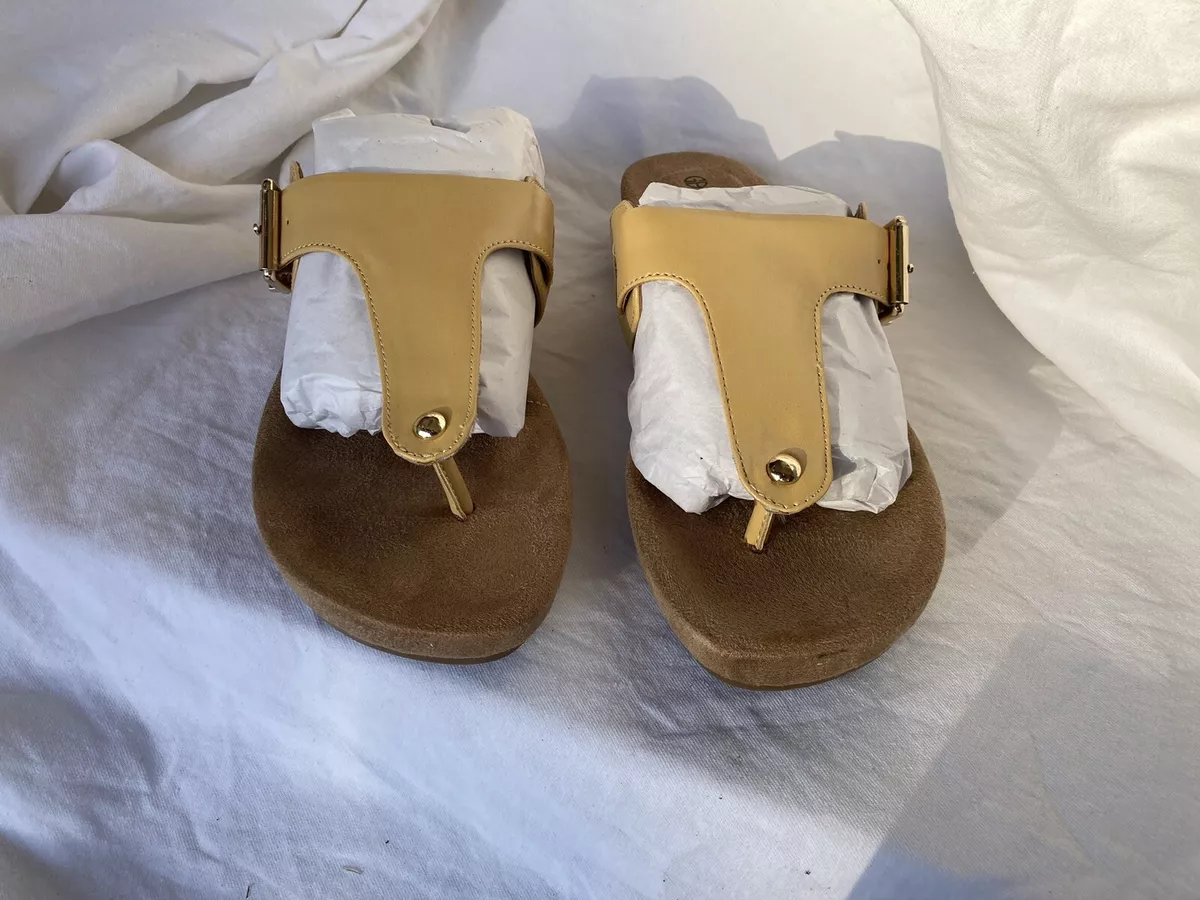 Giani Bernini Women s Memory Foam River Sandals US 7 W