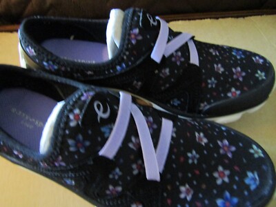 Easy Spirit Riptide2 Slip-on Sneaker/Shoe/Black/lavendar Floral  6.5M NWOB 