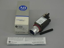 Allen-Bradley 800MR-PA16BAK Small Round Push Button Flush Head Blue Lens - NE...