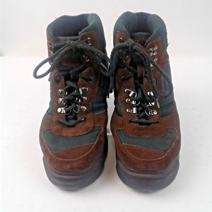 wolverine wilderness hiking boots