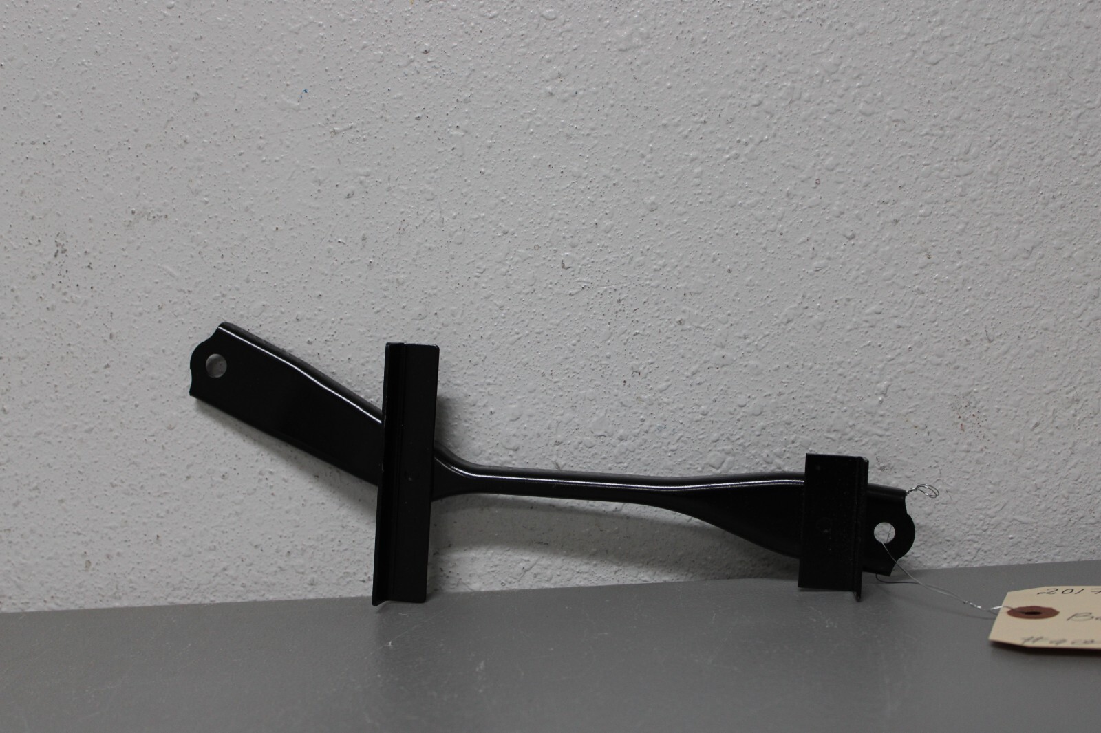 2017 2018 2019 TOYOTA COROLLA BATTERY HOLD DOWN FRAME eBay