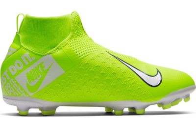 Nike Kids 'Phantom Vision Club Dynamic Fit Indoor Soccer .