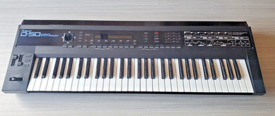 Roland D-50 Linear Synthesizer   61-Key Digital Classic Keyboard / Synth READ