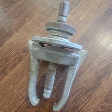 Snap On Tools 2 Jaw Puller CG-250
