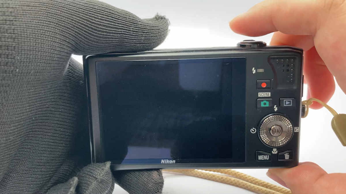 Excellent Nikon COOLPIX S8000 red Digital Camera 14.2 MP 10x