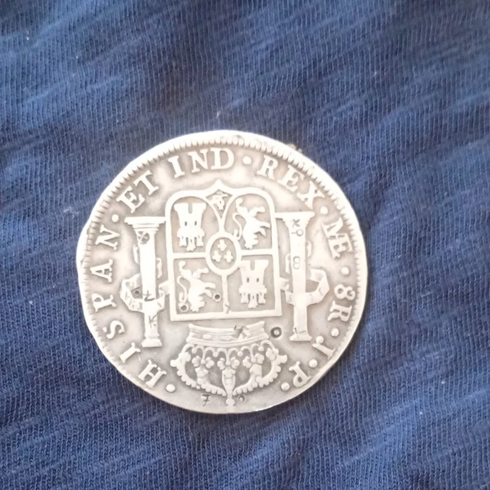 8 Reales 1807 Carolus Dei Gratia IIII argent CAROLUS IIII HISPAN ET IND REX - Photo 2/3