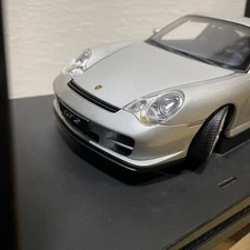 AUTOart 1/18  Porsche 911 GT2 Silver 179866